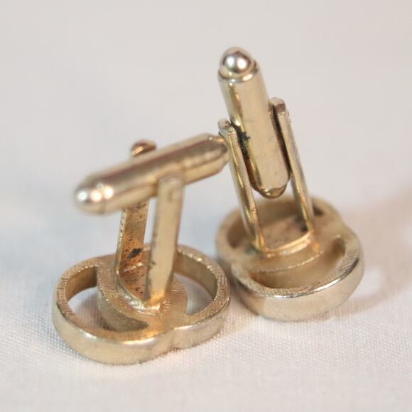 Vintage Cuff Links Gold Tone Interlapping Circles Central Pearly Bead - Picture 3 of 6